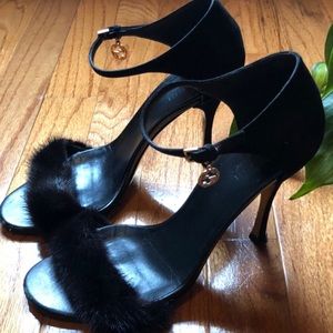 ISO DO NOT BUY GUCCI HEELS